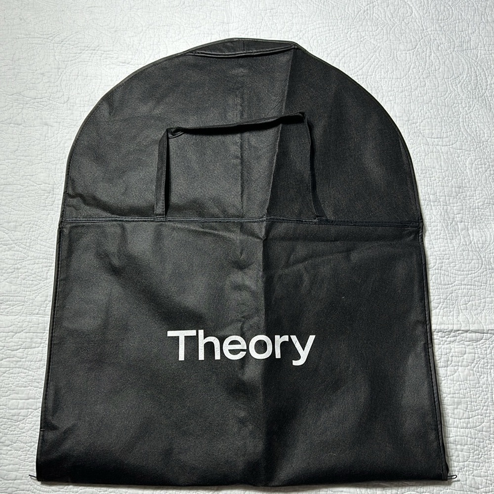 Theory Garment‎ Bag
